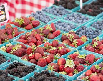 Berries at a farmers market